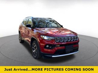 Used 2025 Jeep Compass Limited video 1