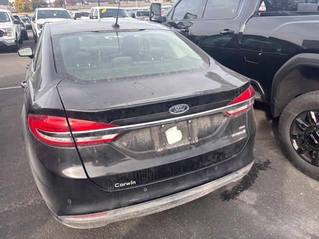 Used 2017 Ford Fusion SE FWD image 31