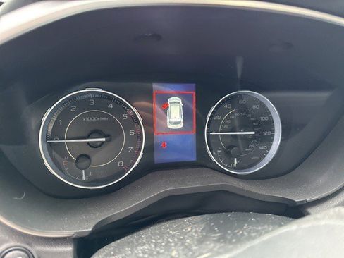 Used 2022 Subaru Ascent Touring image 10