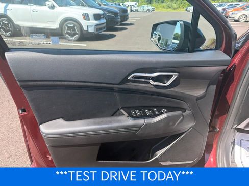 Certified 2023 Kia Sportage X-Line AWD/4WD image 12
