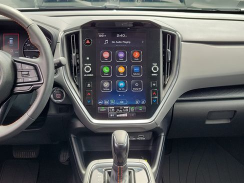 Used 2024 Subaru Crosstrek 2.5i Limited w/ Crosstrek Mirror Package image 19