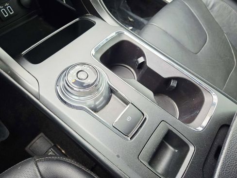 Used 2019 Ford Fusion Titanium AWD/4WD image 29