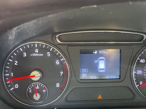Used 2019 Kia Sorento S FWD image 26