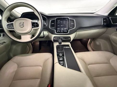 Used 2020 Volvo XC90 T6 Momentum w/ Protection Package Premier AWD/4WD image 31