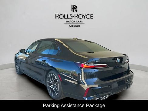 Used 2023 BMW 760i xDrive AWD/4WD image 8