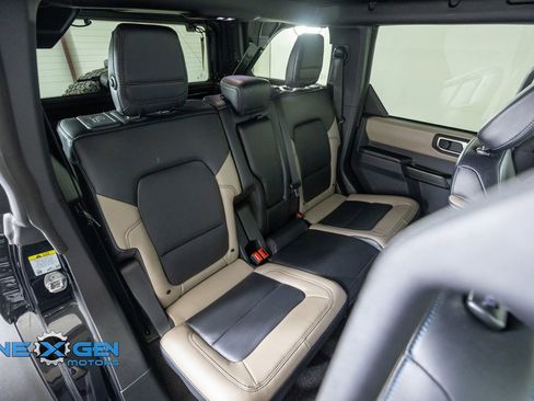 Used 2024 Ford Bronco Wildtrak AWD/4WD image 43