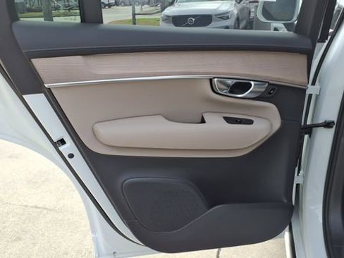 New 2026 Volvo XC90 B6 Plus AWD/4WD image 15