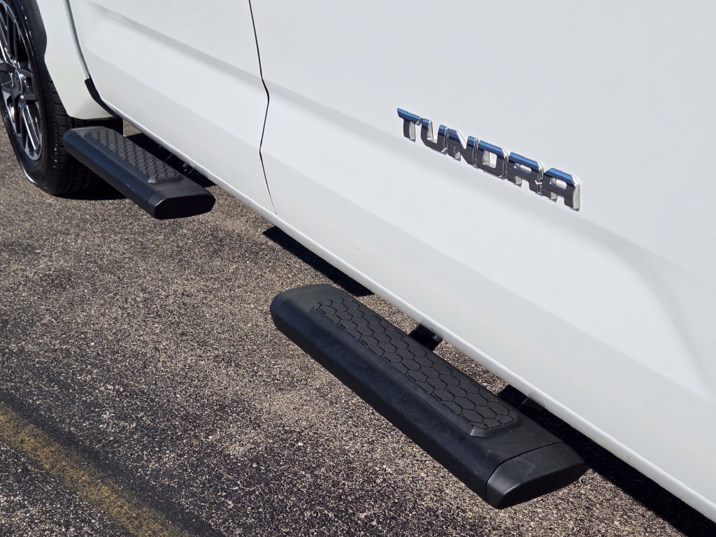 Used 2023 Toyota Tundra Limited AWD/4WD image 25