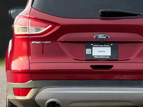 Used 2016 Ford Escape SE AWD/4WD image 13