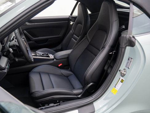 New 2026 Porsche 911 Carrera 4S image 5