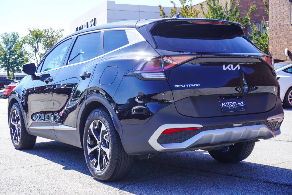 Used 2024 Kia Sportage EX FWD image 25