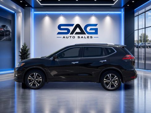 Used 2020 Nissan Rogue SV w/ Sun & Sound Touring Package FWD image 8