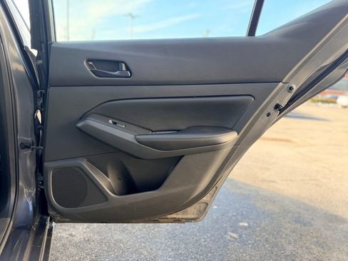 Used 2024 Nissan Altima 2.5 SV image 20