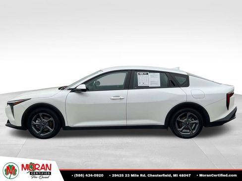 Used 2025 Kia K4 FWD image 2