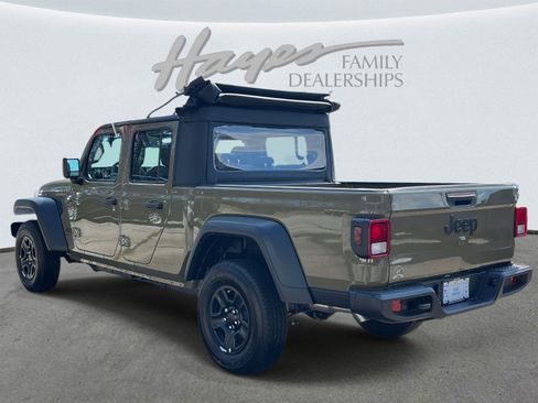 New 2026 Jeep Gladiator Sport image 4