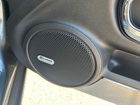 Used 2010 Chevrolet Camaro SS w/ LPO, Ground Effects Package image 19