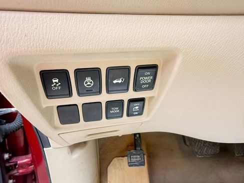 Used 2014 Nissan Pathfinder Platinum w/ Platinum Premium Package image 20