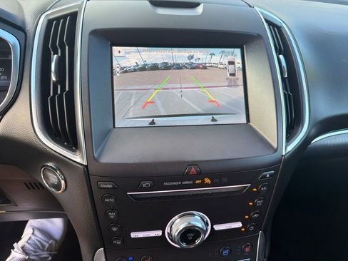 Used 2019 Ford Edge Titanium w/ Equipment Group 301A FWD image 16