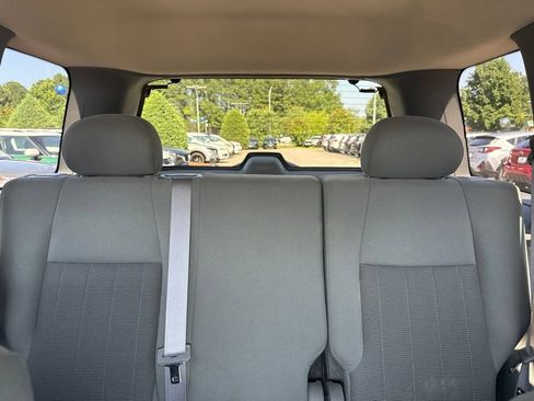 Used 2007 Jeep Liberty Limited AWD/4WD image 11