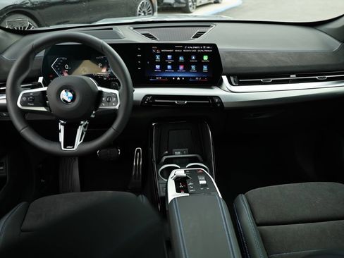 New 2026 BMW X1 xDrive28i w/ Technology Package AWD/4WD image 26