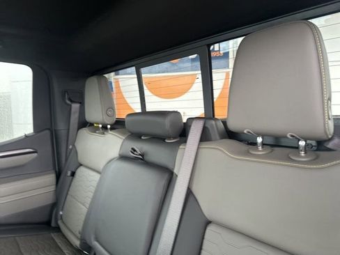 New 2026 Chevrolet Silverado 1500 ZR2 AWD/4WD image 34