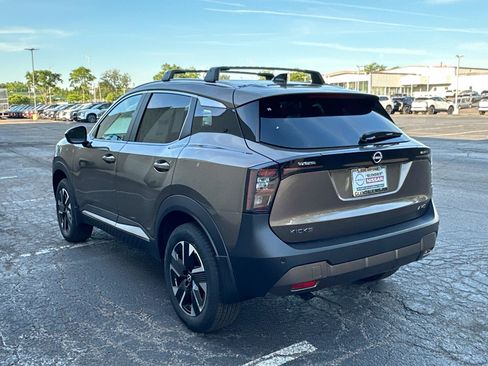 New 2026 Nissan Kicks SV w/ Interior Electronics Package AWD/4WD image 6