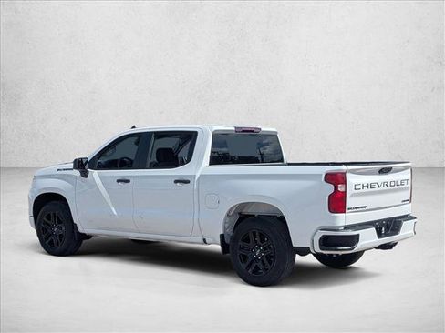 Used 2024 Chevrolet Silverado 1500 Custom w/ Dark Appearance Package RWD image 7