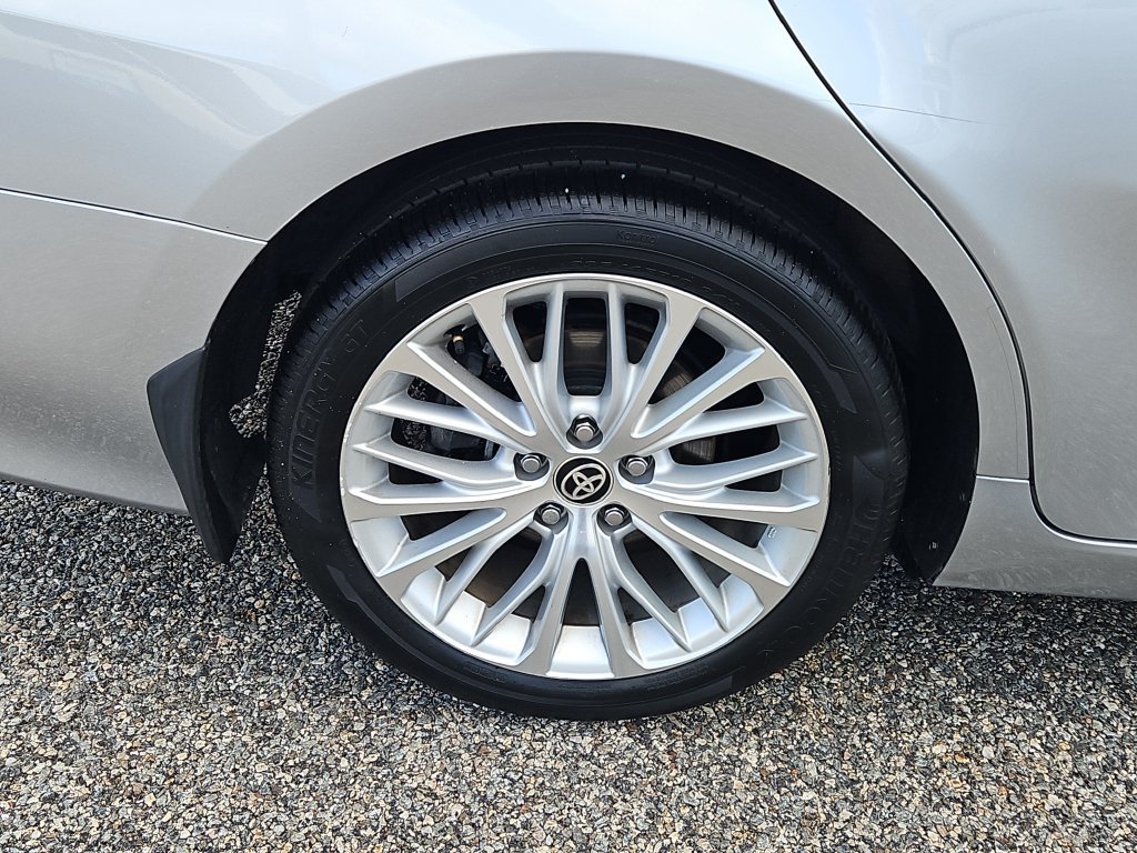 Used 2020 Toyota Camry XLE FWD image 9