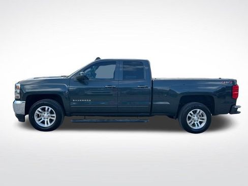 Used 2018 Chevrolet Silverado 1500 LT w/ All Star Edition AWD/4WD image 2