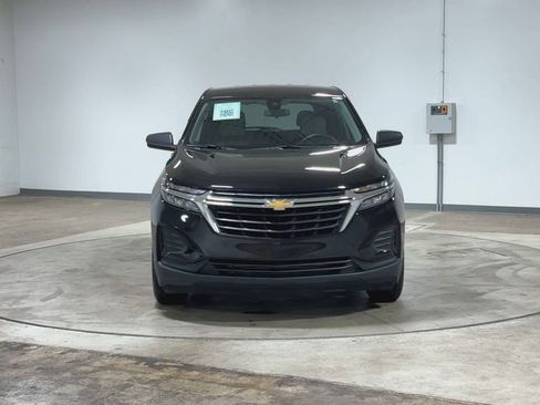 Used 2022 Chevrolet Equinox LS FWD image 3