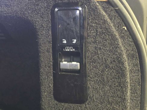 Used 2023 Land Rover Range Rover SE AWD/4WD image 15