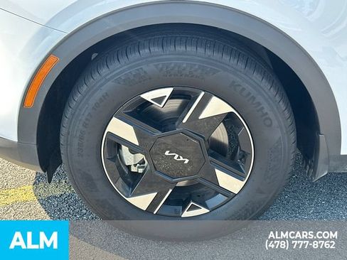 Used 2026 Kia Sportage LX w/ LX Convenience Package FWD image 12