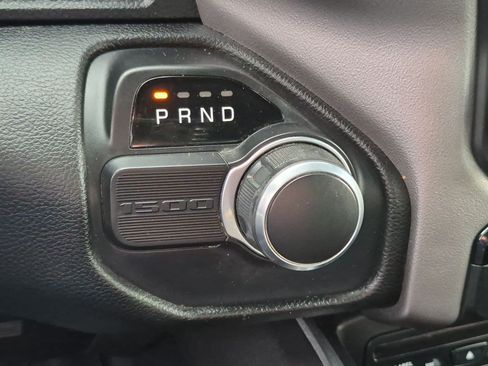 Used 2019 RAM 1500 Big Horn RWD image 17