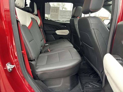 Used 2025 GMC Canyon AT4 w/ AT4X AEV Edition AWD/4WD image 25