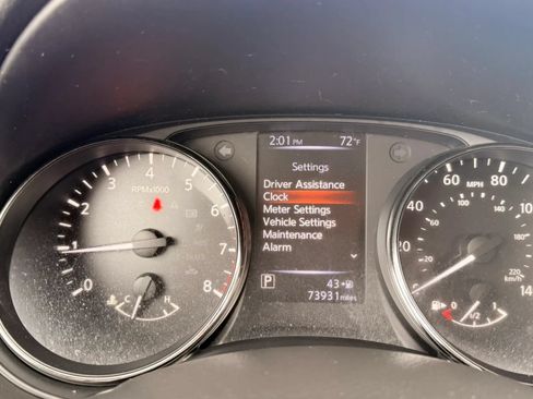 Used 2018 Nissan Rogue Sport SV w/ SV All-Weather Package AWD/4WD image 21