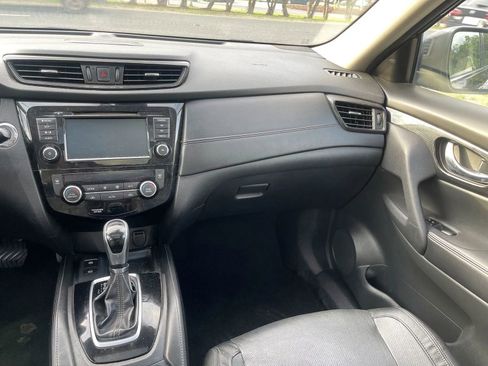 Used 2019 Nissan Rogue Sport S FWD image 37
