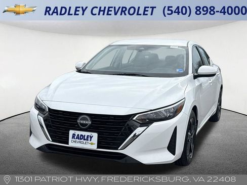 Used 2024 Nissan Sentra SV image 1