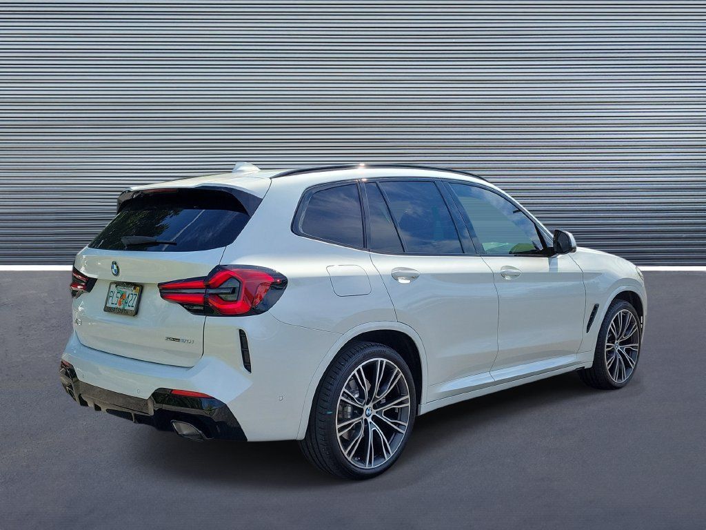 Used 2024 BMW X3 sDrive30i w/ Premium Package w/ZPA RWD image 3