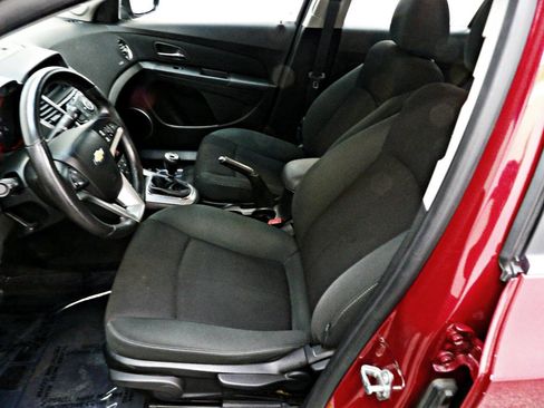 Used 2011 Chevrolet Cruze Eco image 8