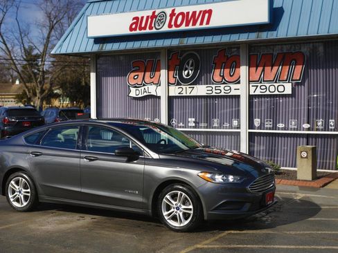 Used 2018 Ford Fusion S image 22