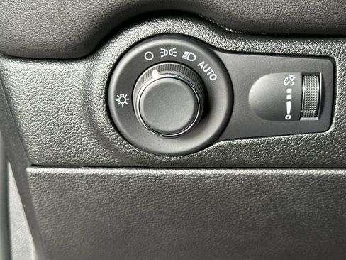 Used 2026 Dodge Durango GT image 33