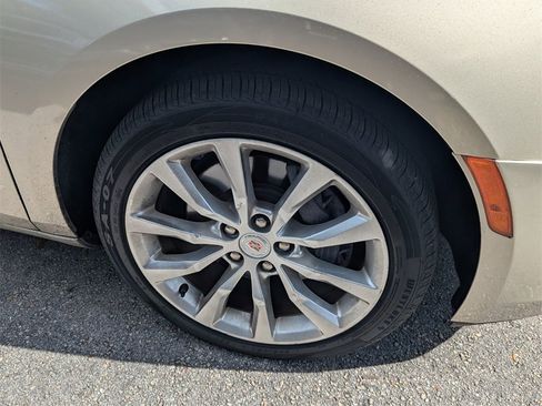 Used 2015 Cadillac XTS Luxury image 9