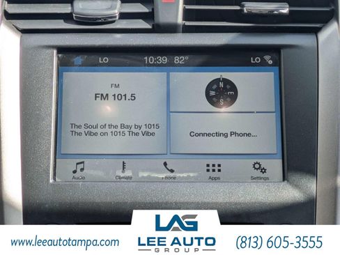 Used 2018 Ford Fusion SE w/ Fusion SE Technology Package FWD image 17