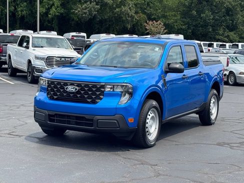 Used 2026 Ford Maverick XL FWD image 2