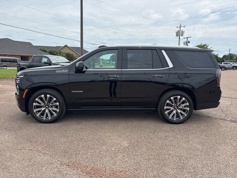 New 2026 Chevrolet Tahoe High Country AWD/4WD image 2