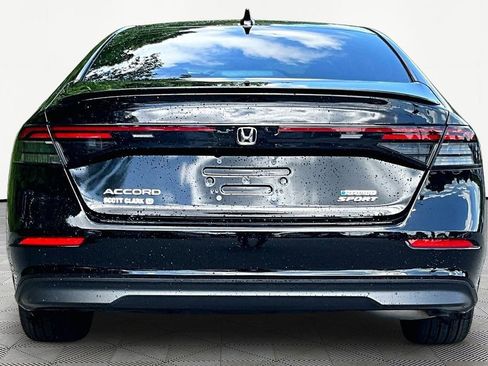 Certified 2025 Honda Accord Sport image 6