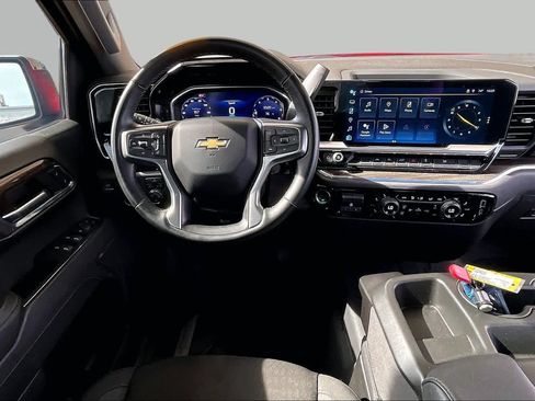 Used 2024 Chevrolet Silverado 1500 LT w/ Protection Package RWD image 6