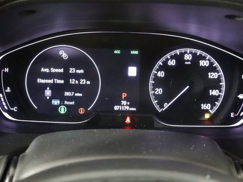 Used 2018 Honda Accord Sport image 11