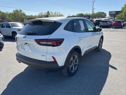 Used 2025 Ford Escape ST-Line w/ Equipment Group 301A image 5