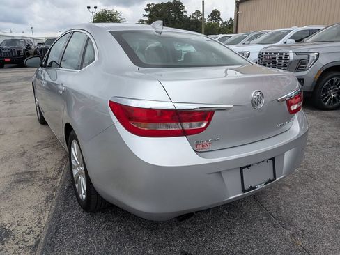 Used 2016 Buick Verano w/ Comfort Package FWD image 2